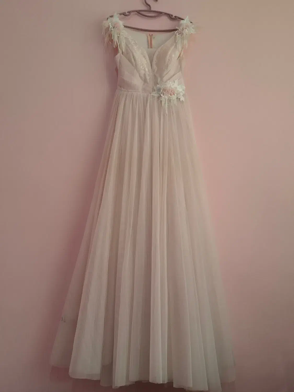 لباس مجلسی|لباس|شیراز, غدیر جنوبی|دیوار