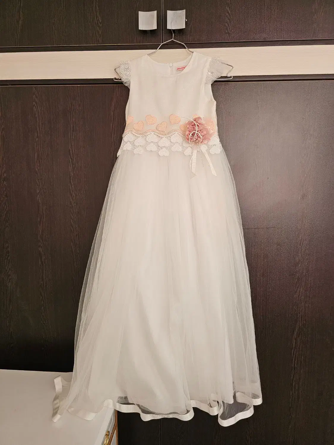 لباس عروس دخترانه|کفش و لباس بچه|شاهین‌شهر, خانه کارگر|دیوار