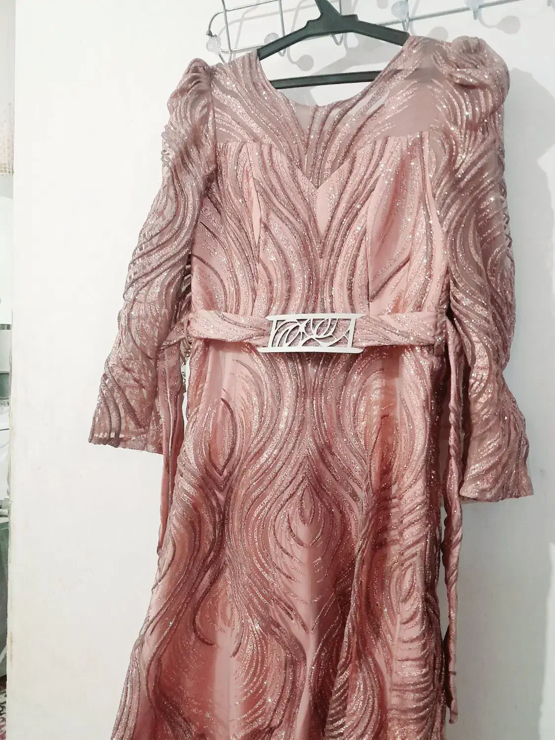 لباس مجلسی در حد نو|لباس|قیدار, |دیوار