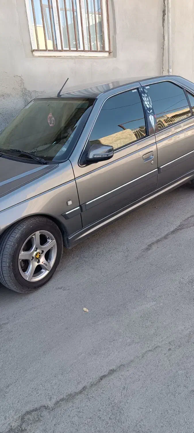 فروش یک دستگاه خودرو سواری پژو پارس|خودرو سواری و وانت|سنندج, |دیوار