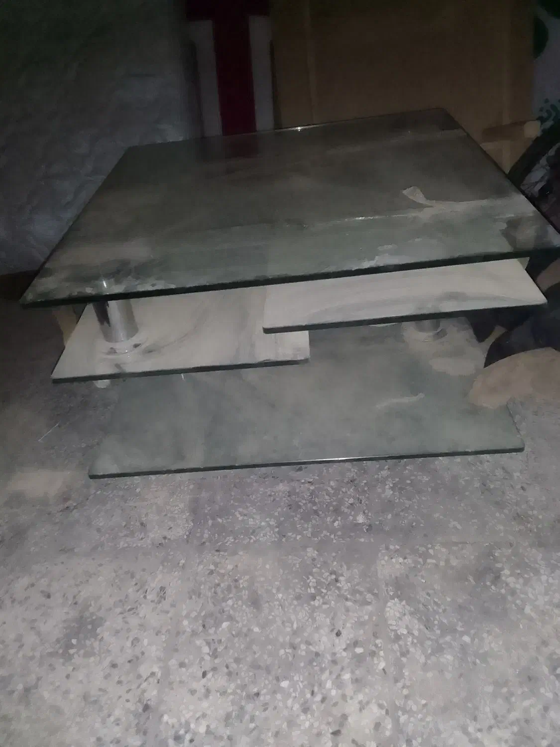 میز وسط مبلی شیشه ای باقابلیت تغییرمدل|مبلمان خانگی و میز عسلی|شاهینشهر, شهرک امام علی|دیوار