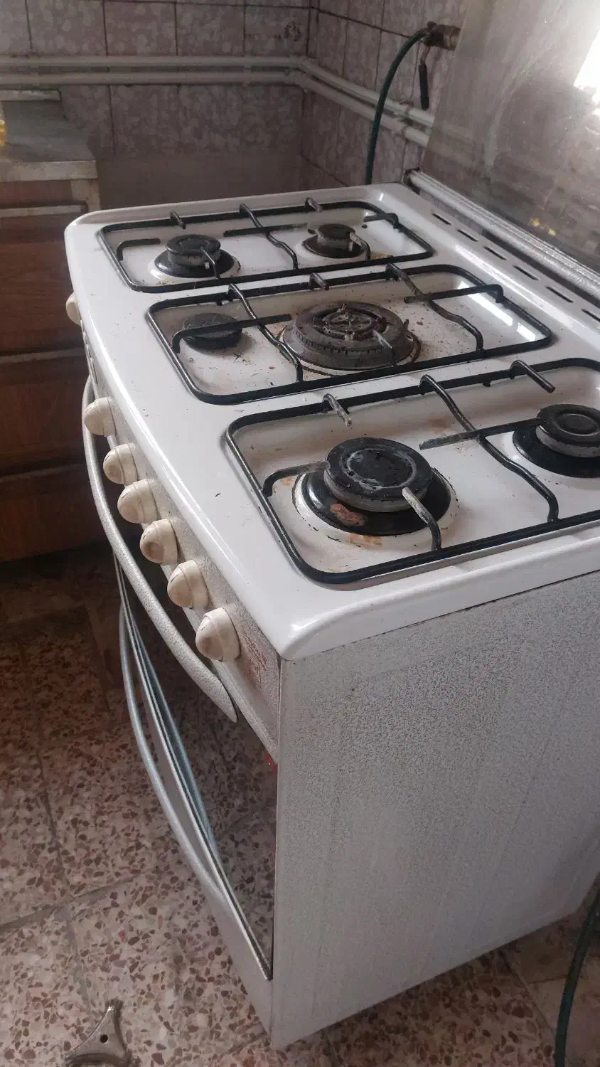 فروش وسایل خونه یخچال گاز  فرش بخاری|فرش|الشتر, |دیوار