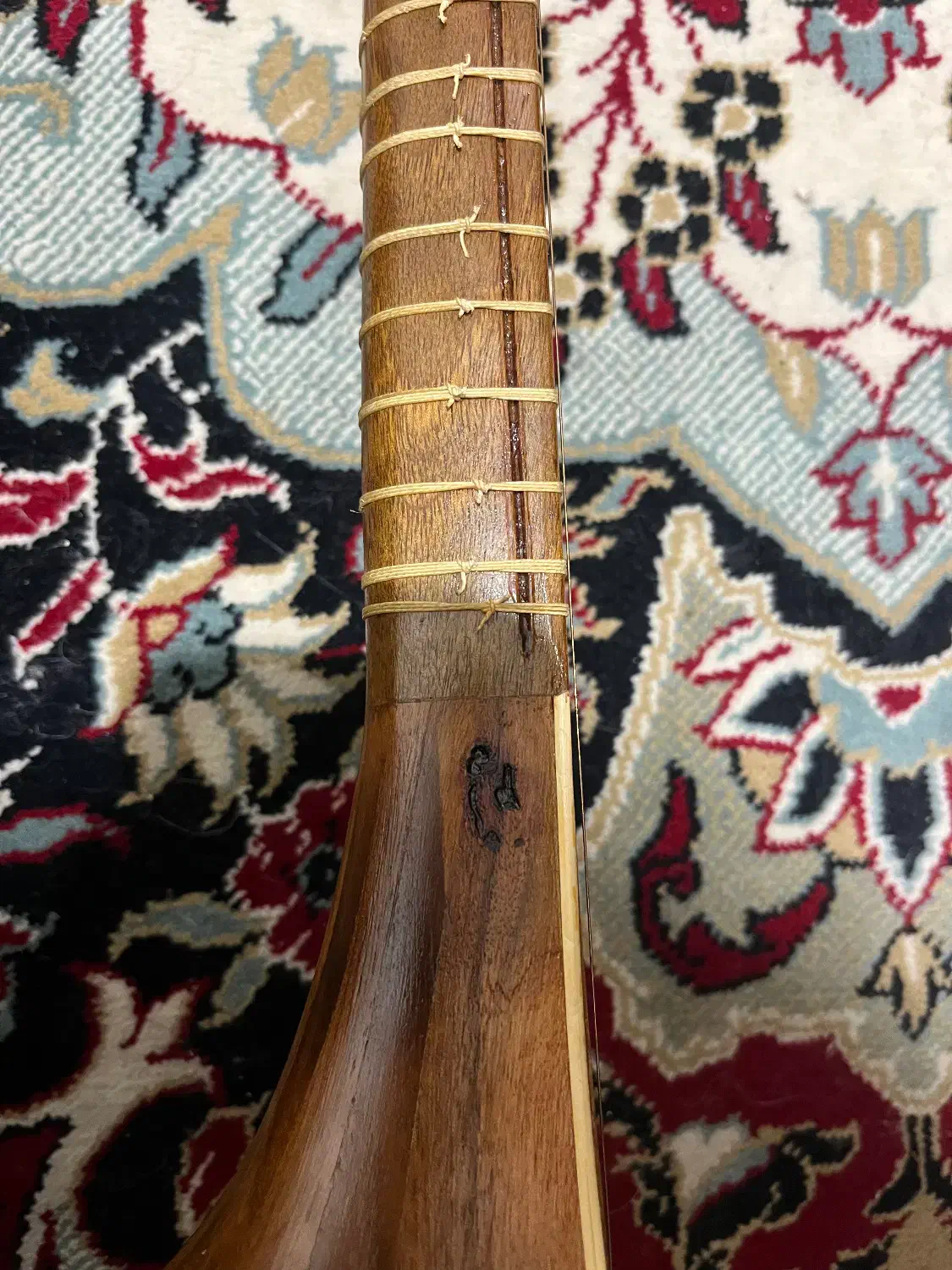 سه تار|سازهای سنتی|ایلام, |دیوار