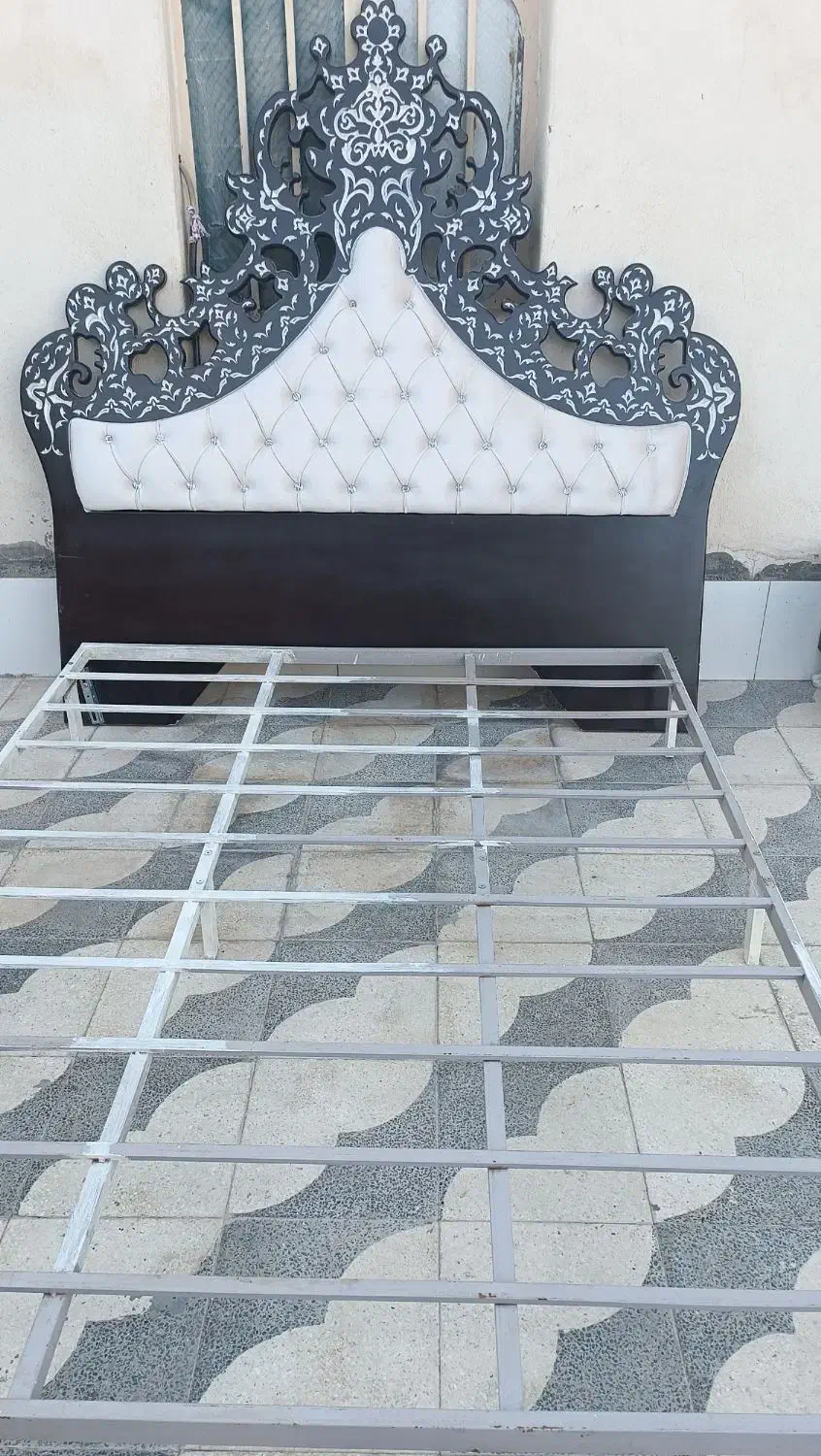 سرویس خواب تمیز و نو|تخت و سرویس خواب|جویم, |دیوار