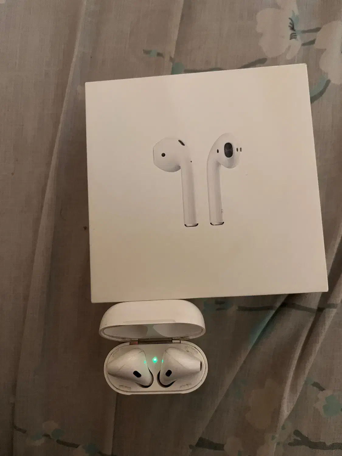 Airpods 2|لوازم جانبی موبایل و تبلت|تهران, گلستان (شهرک راه آهن)|دیوار