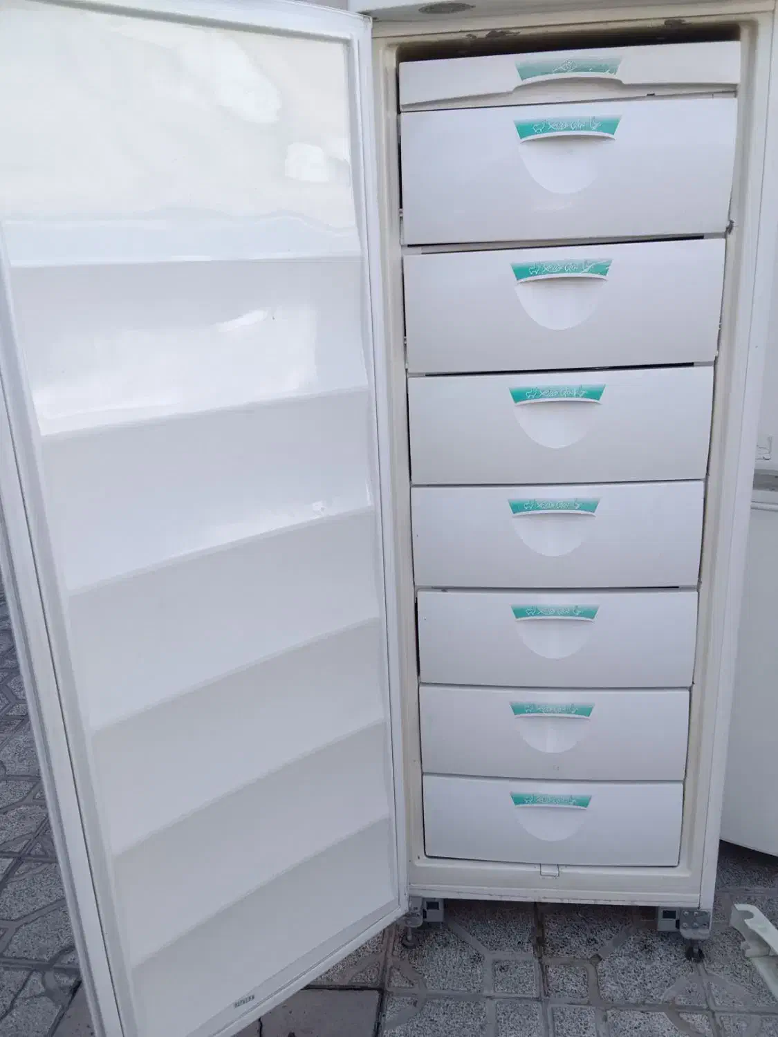 یخچال|یخچال و فریزر|ایوان, |دیوار