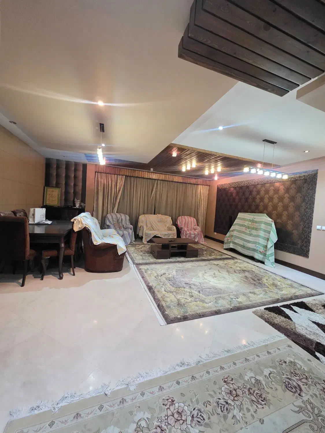 140 متر 3خواب سعادت آباد