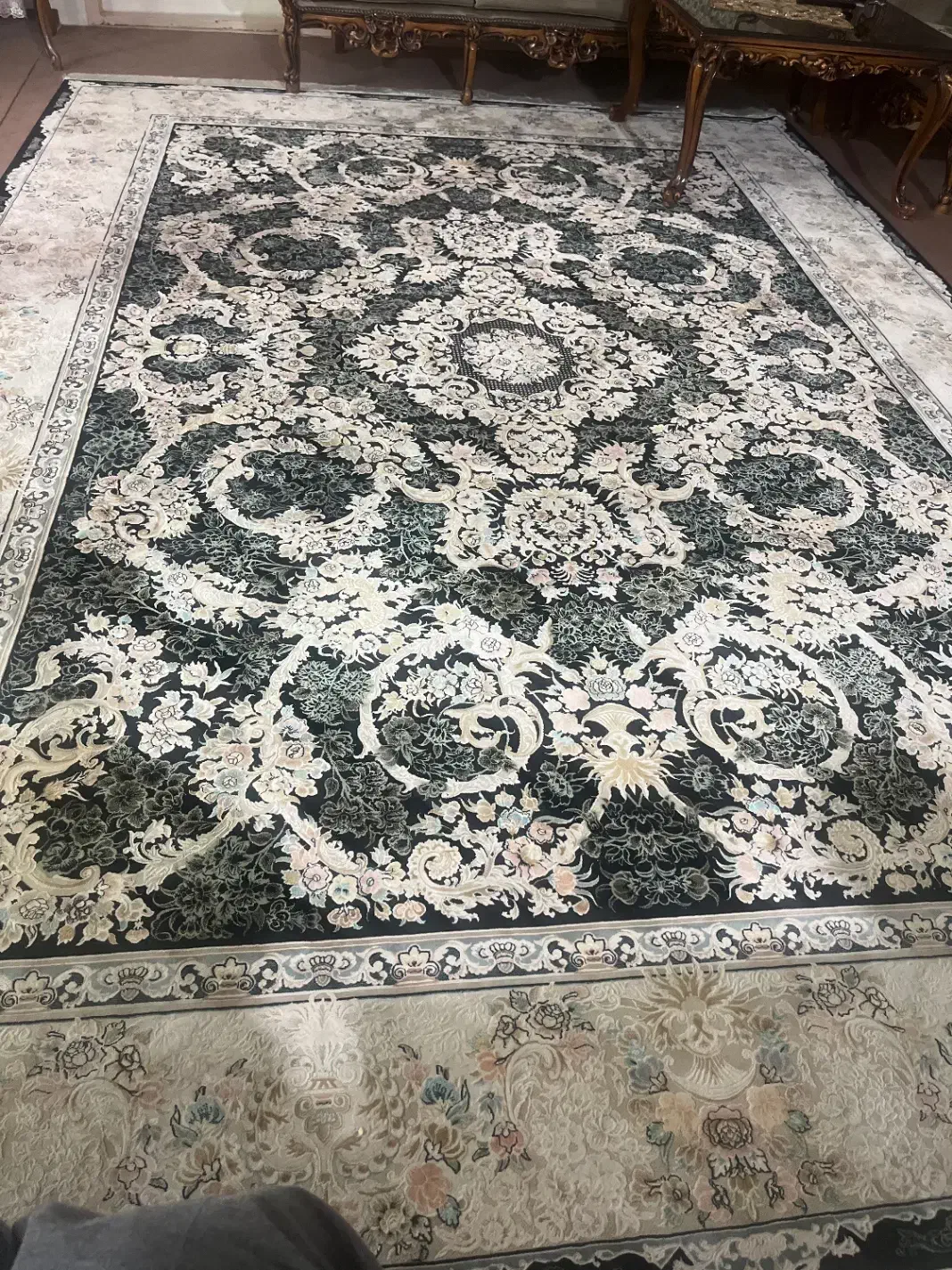 فرش ۹متری ۳عدد گل برجسته برند آویژه جنس عالی|فرش|رباطکریم, رباطکریم|دیوار