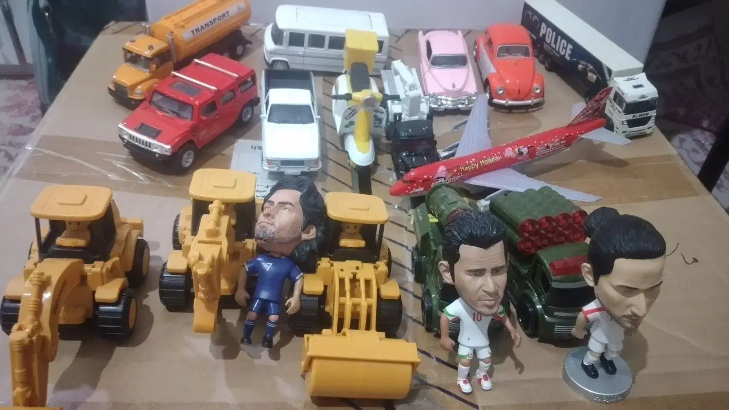 ماشین فلزی|اسباببازی|قم, چهل اختران|دیوار