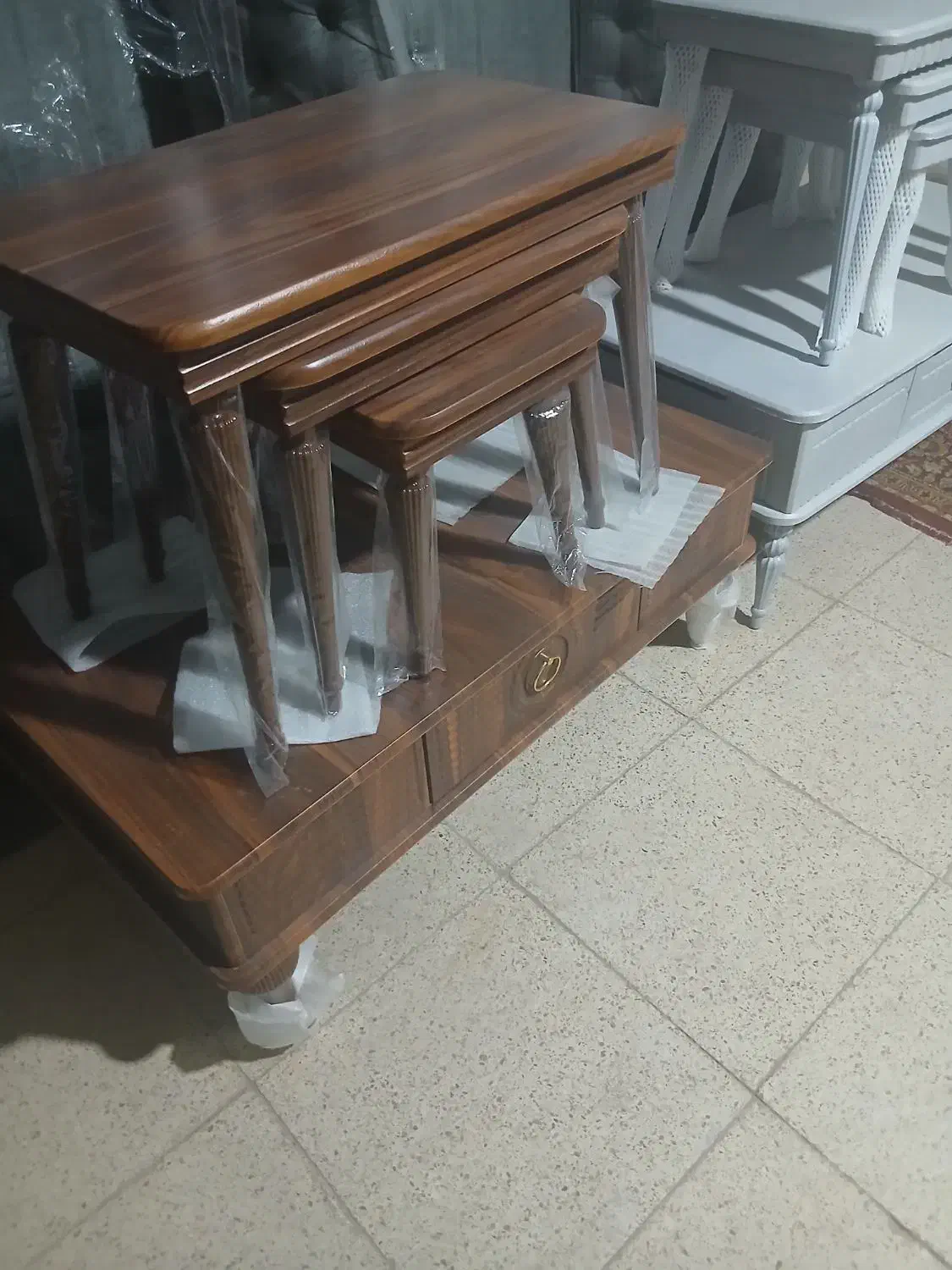 میز عسلی جلو مبلی|مبلمان خانگی و میز عسلی|زابل, |دیوار