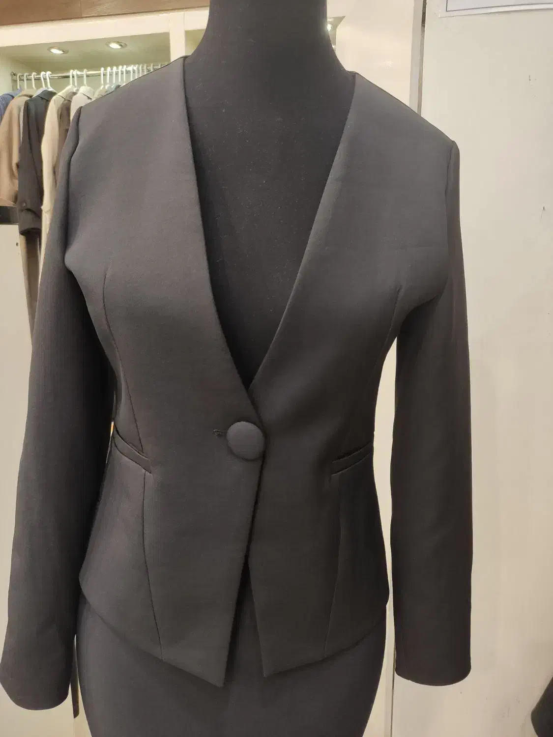 کت تک کرپ مازراتی اداری در رنگ بندی و سایز بندی|لباس|تهران, استخر|دیوار