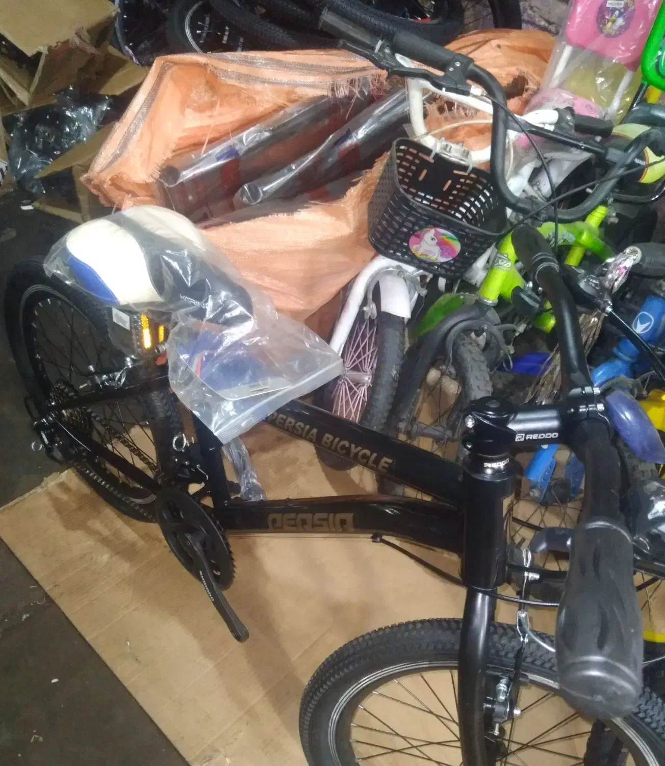 دوچرخه ۲۰تایوانی خوش رنگ|دوچرخه، اسکیت، اسکوتر|مرند, |دیوار