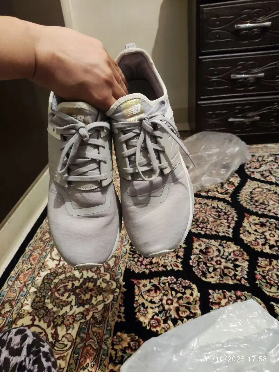 کتونی زنانه|کیف، کفش، کمربند|فردیس, شهرک شهید حسینی|دیوار