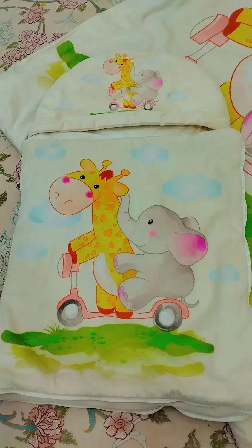 ست گارد تخت و پتو نوزاد به همرا ساک نوزاد|اسباب و اثاث بچه|شهریار, شهریار|دیوار