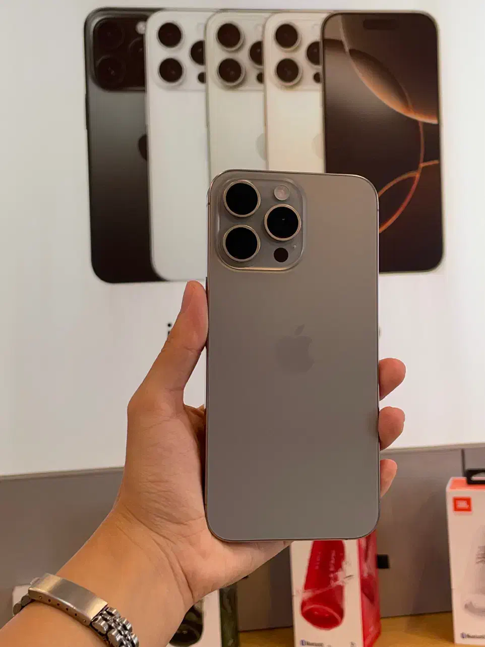 اپل iphone 15 pro max  *قسطی*|موبایل|شیراز, معالی‌آباد|دیوار