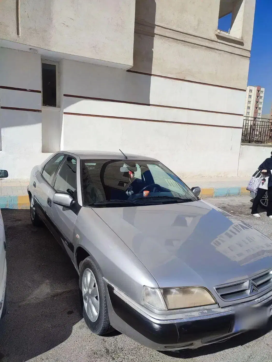 زانتیا sx مدل ۸۳|خودرو سواری و وانت|فولادشهر, C8|دیوار