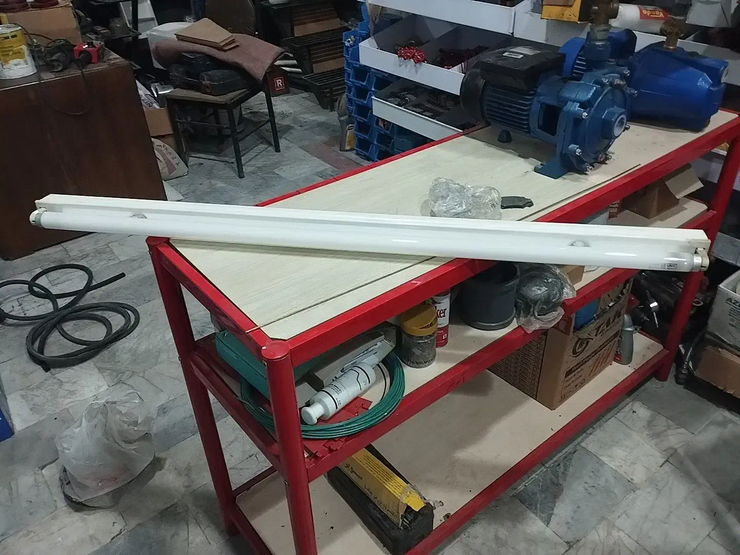 مهتابی سالم درحد نو|لامپ و چراغ|ملارد, |دیوار