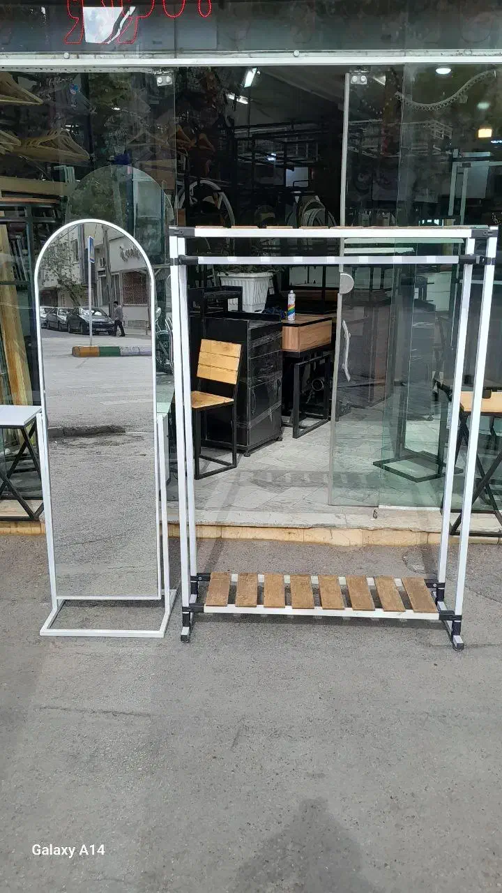 آیینه فرم دار و پایه دار و دیواری|آینه|مشهد, سعد آباد|دیوار