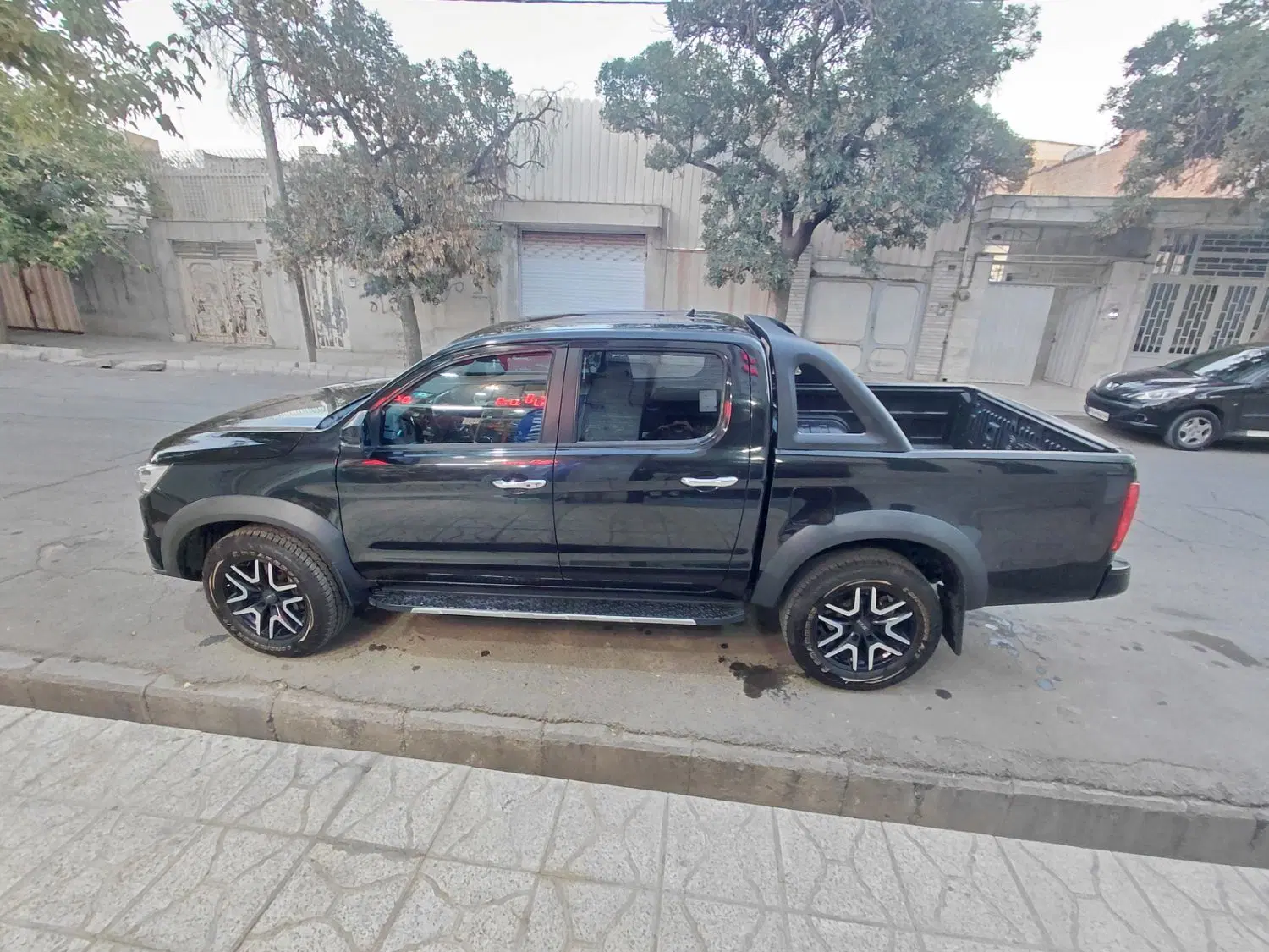 1401 .kmc t8|خودرو سواری و وانت|نیشابور, پنجراه|دیوار