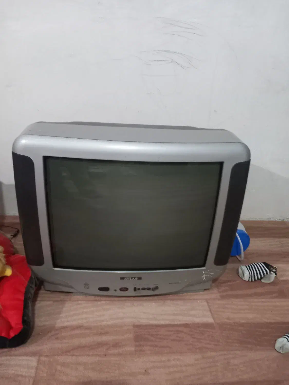 تلویزیون اطلس|تلویزیون و پروژکتور|اردبیل, |دیوار