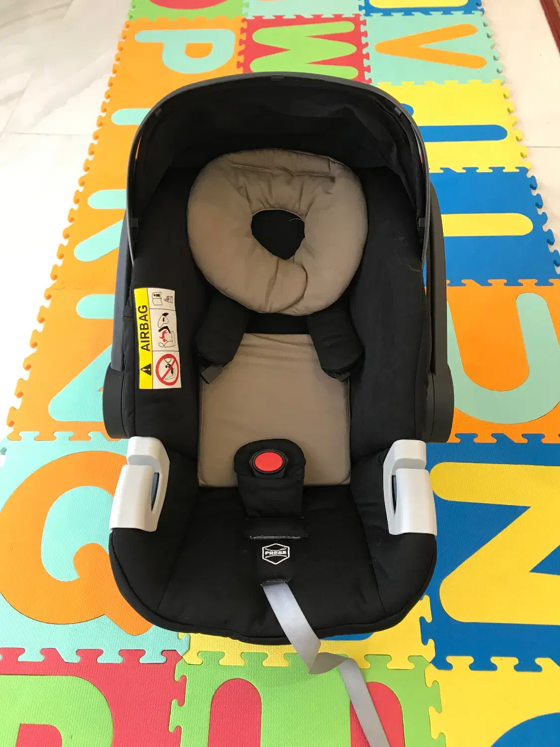 کریر فرانسوی جیکل|کالسکه و لوازم جانبی|لاهیجان, شیشه گران|دیوار