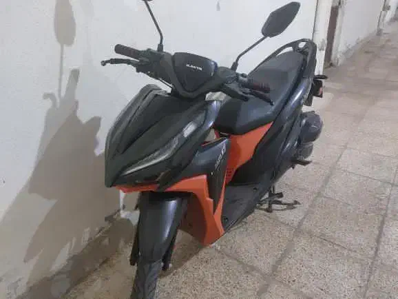 موتور کلیک ۴۰۱ فوق‌العاده تمیز|موتورسیکلت|گنبد کاووس, |دیوار