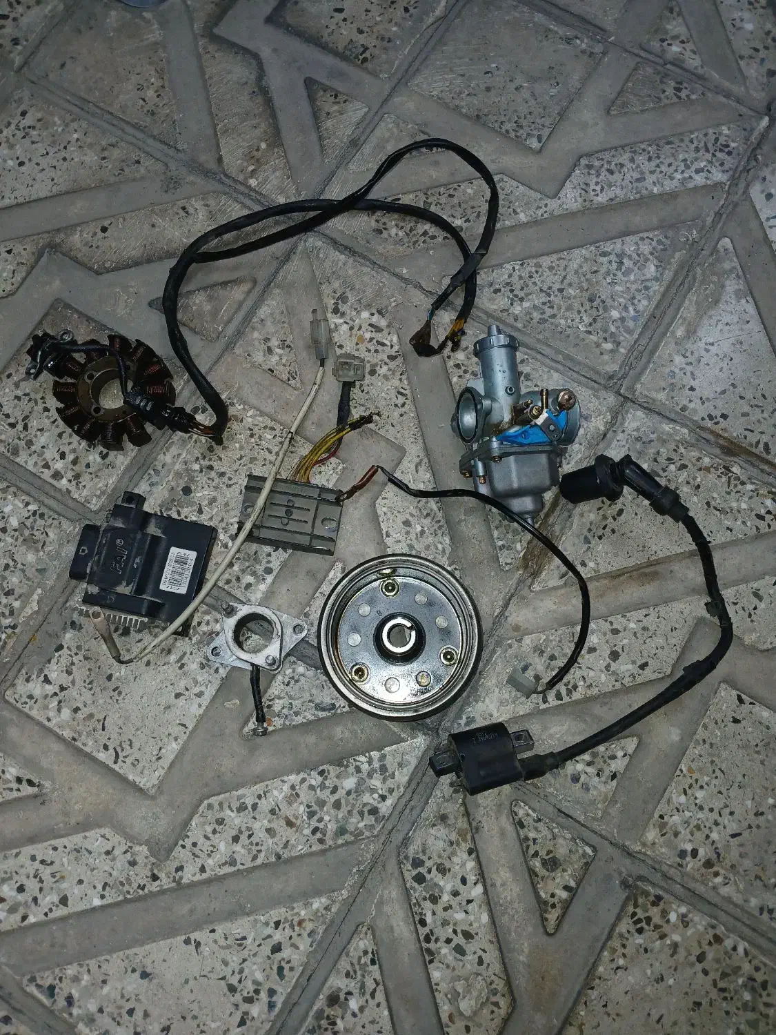 لوازم موتور هندا 125در حد|قطعات یدکی و لوازم جانبی|کرج, خرمدشت|دیوار