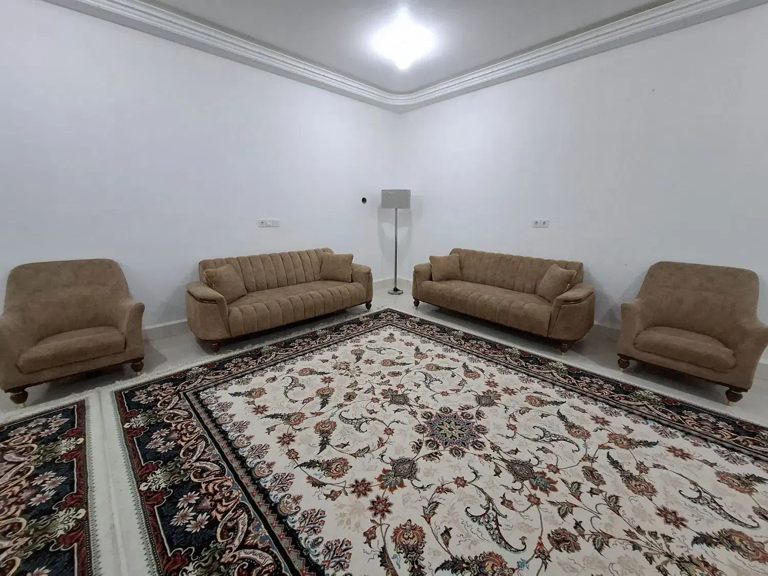 به علت ترک مکان|مبلمان خانگی و میز عسلی|باغ ملک, |دیوار