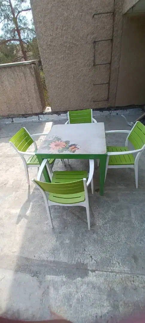 میز نهار خوری|میز و صندلی غذاخوری|فولادشهر, A3|دیوار