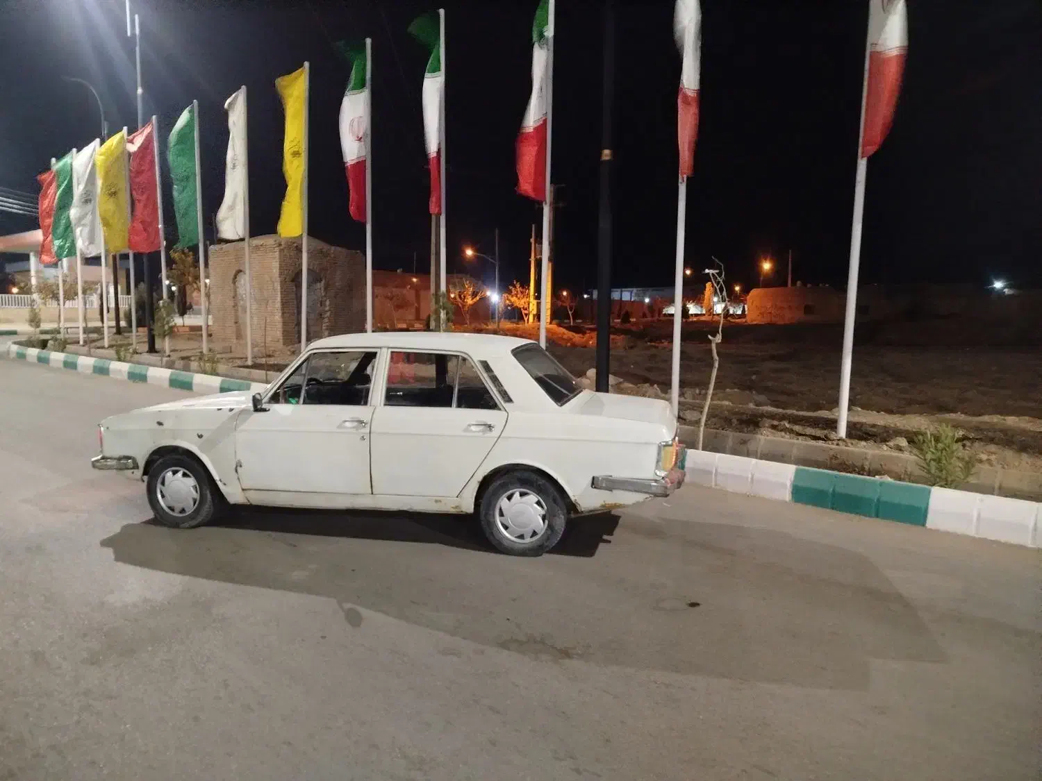 پیکان فروشی|خودرو سواری و وانت|کرمان, |دیوار