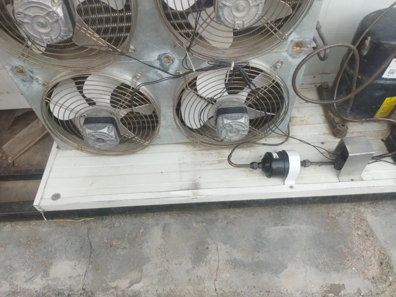 سردخانه بالای صفر|ماشینآلات صنعتی|ساوه, |دیوار