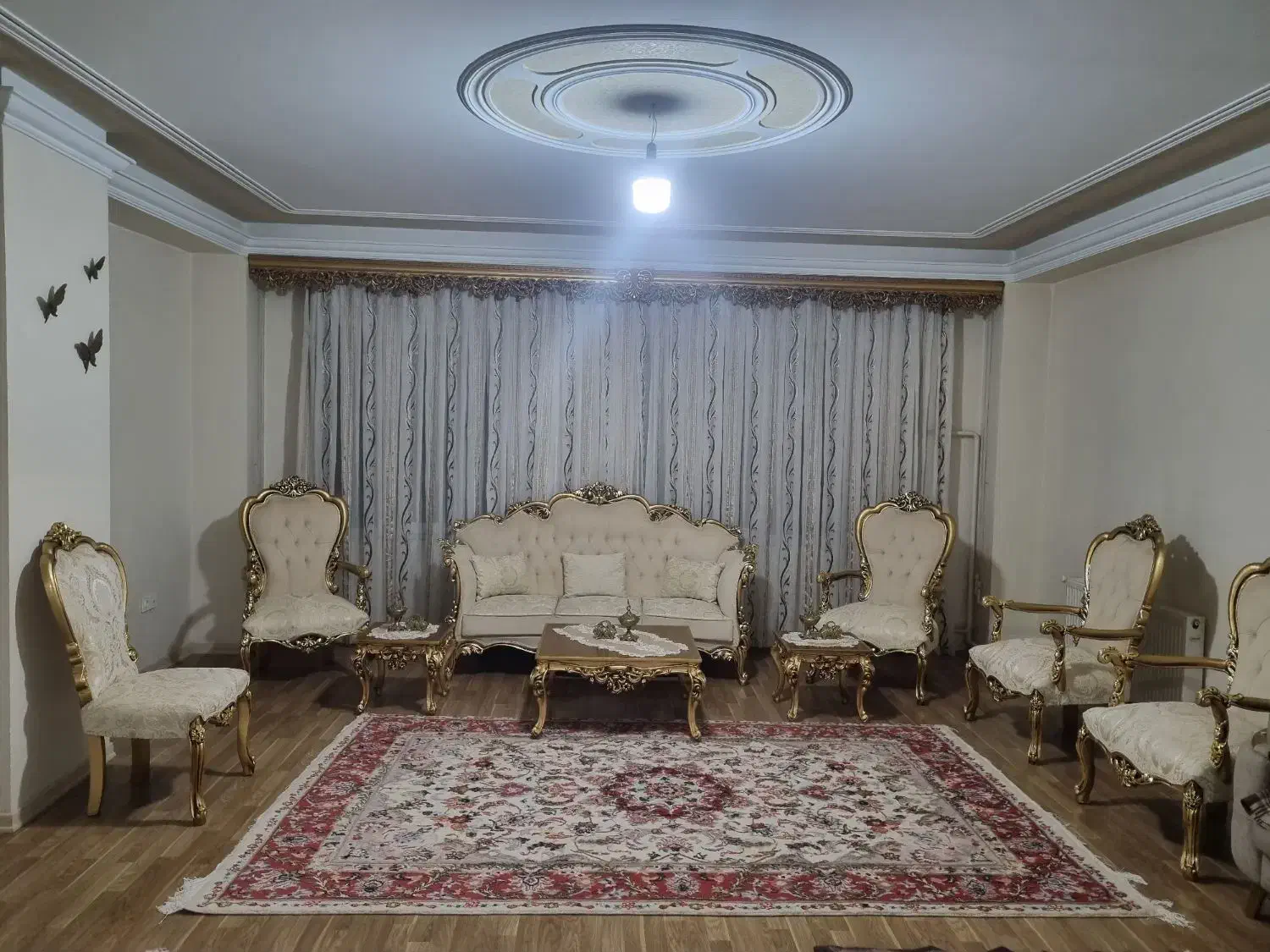 مبل سلطنتی ۹نفره کاملا نو|مبلمان خانگی و میز عسلی|تبریز, |دیوار