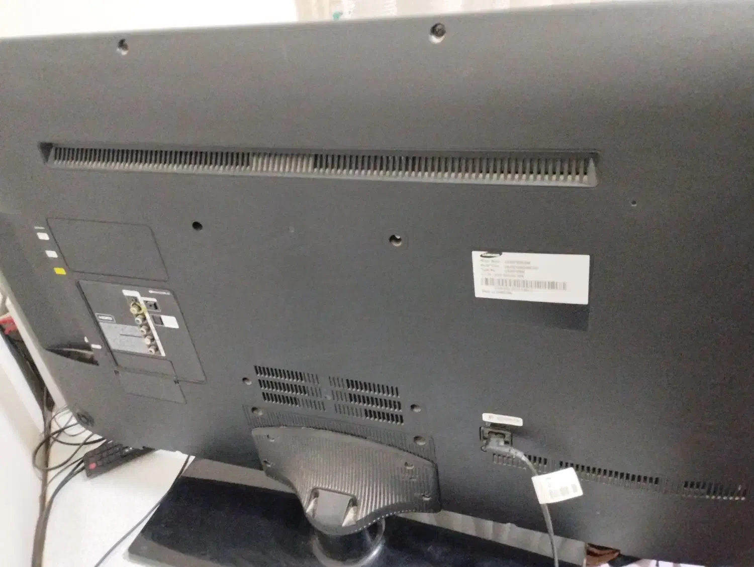 تلوزیون42اینچ|تلویزیون و پروژکتور|محمدیه-قزوین, |دیوار