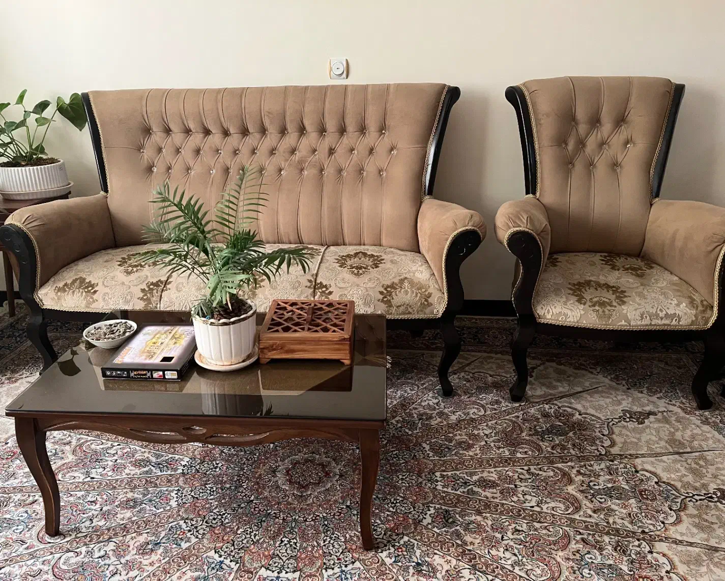 مبل کارکرده|مبلمان خانگی و میز عسلی|مشکین‌دشت, |دیوار