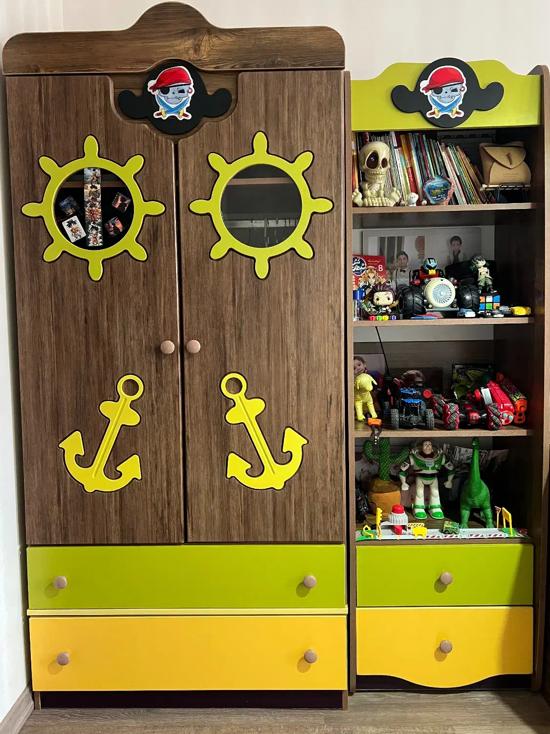 تخت و کمد نوجوان دزدان کارائیب فروش فوری|تخت و سرویس خواب|تهران, آسمان|دیوار