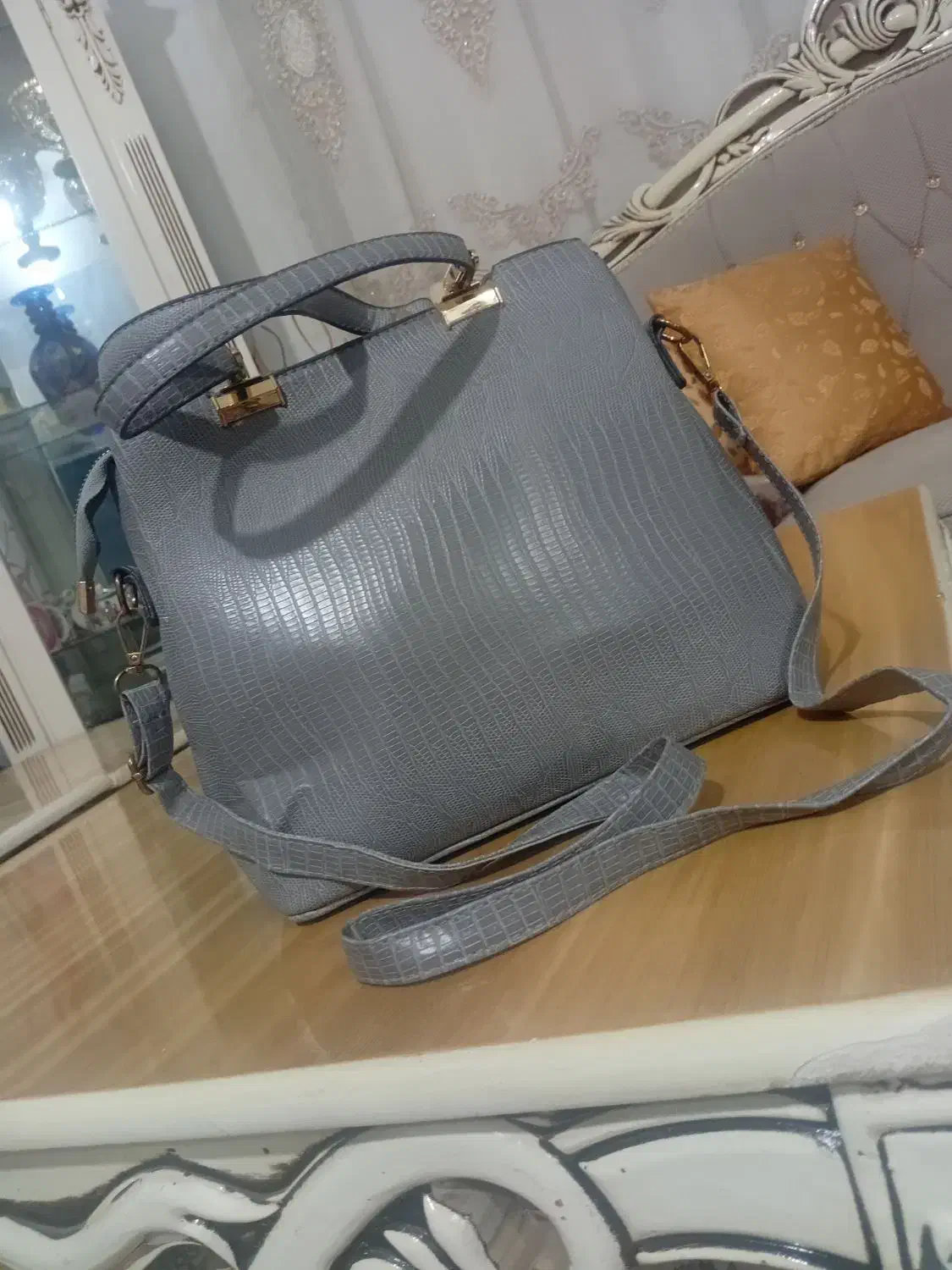 کیف زنانه|کیف، کفش، کمربند|شیراز, شهرک مهدی‌آباد|دیوار