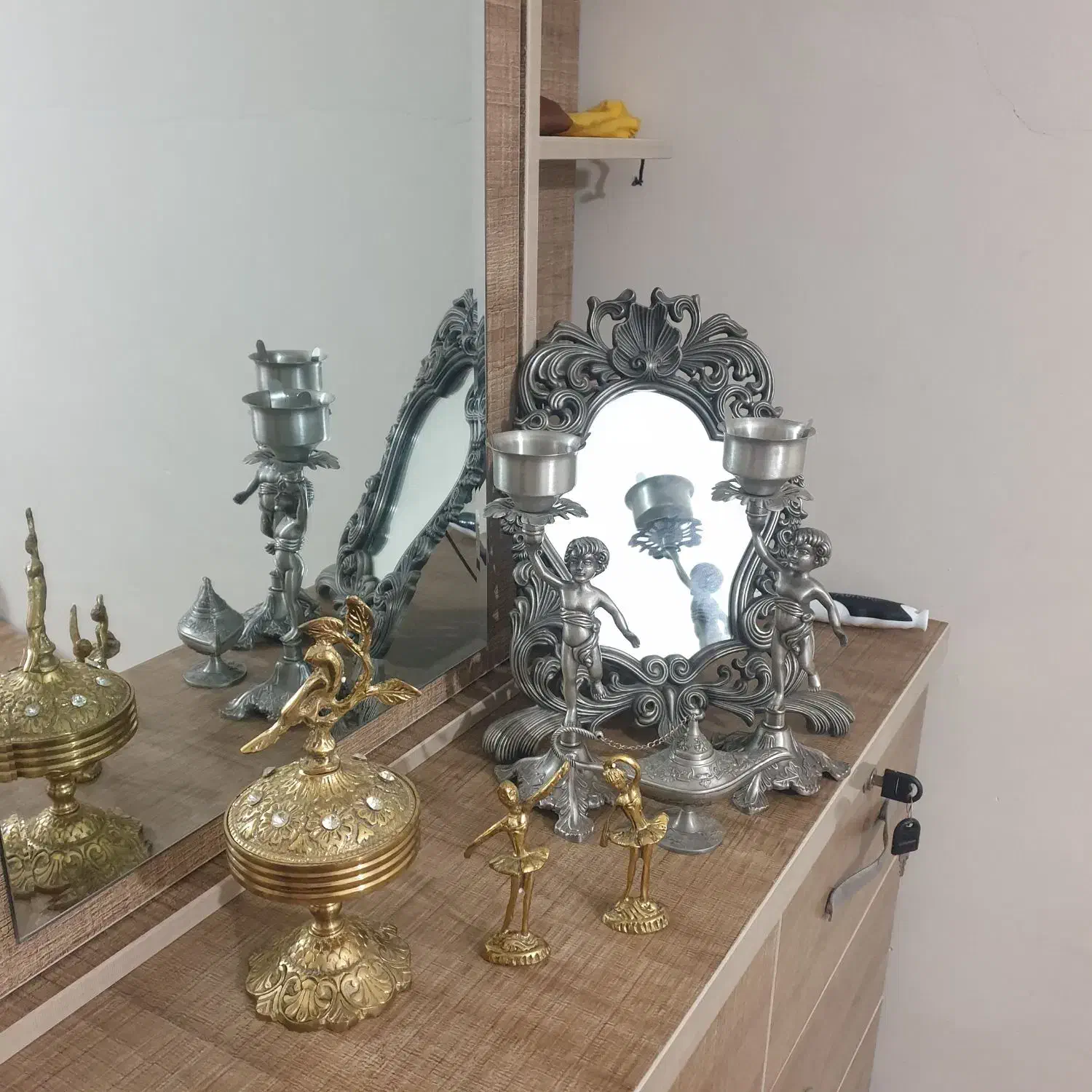اینه شمعدان سیلور قندان چراغ جادو مجسمه|صنایع دستی و سایر لوازم تزئینی|مشکین‌دشت, |دیوار