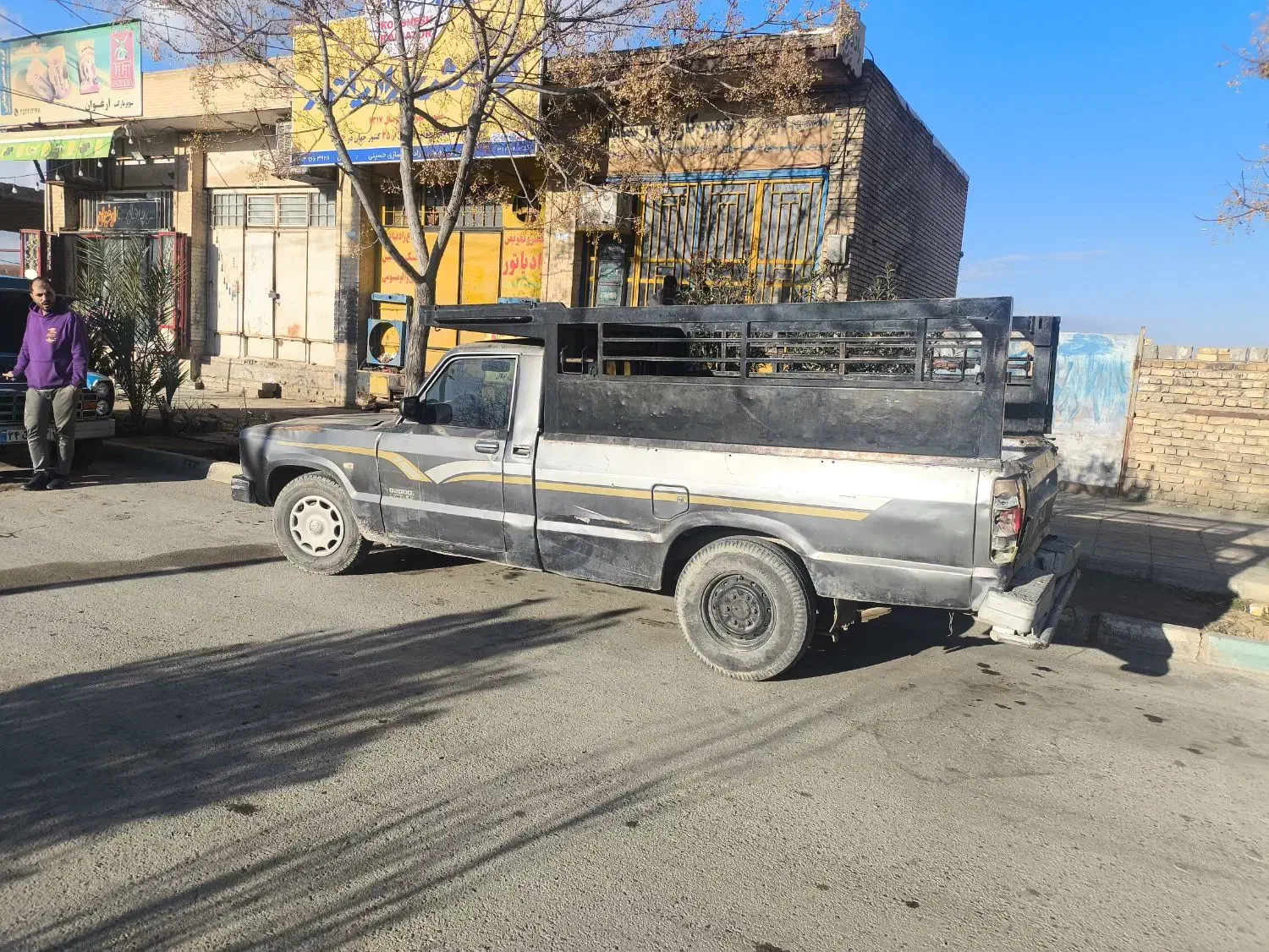 مزدا 2000|خودرو سواری و وانت|اصفهان, تخت فولاد|دیوار