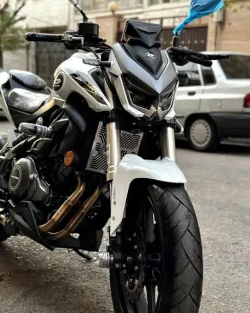 کیوجی 300 جفت سلیلندر ، خشک|موتورسیکلت|رشت, جانبازان|دیوار