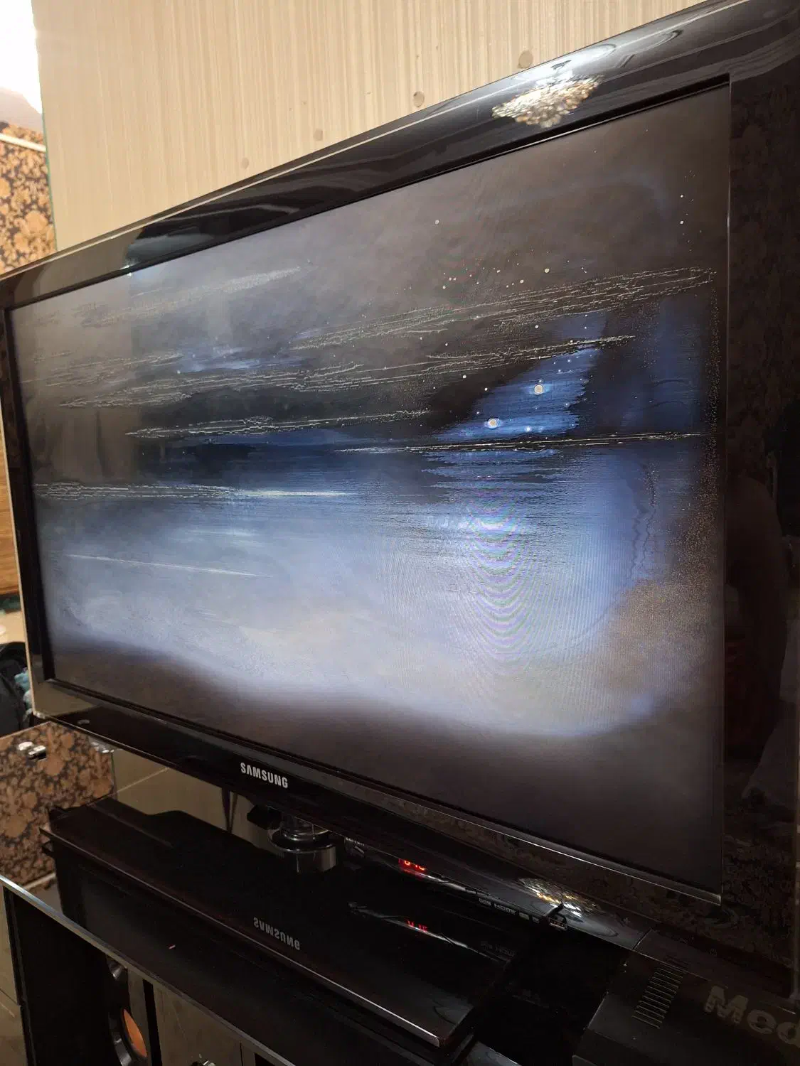 تلویزیون ال سی دی ۳۷ اینچ سامسونگ اصل کره|تلویزیون و پروژکتور|رشت, استقامت ۱|دیوار