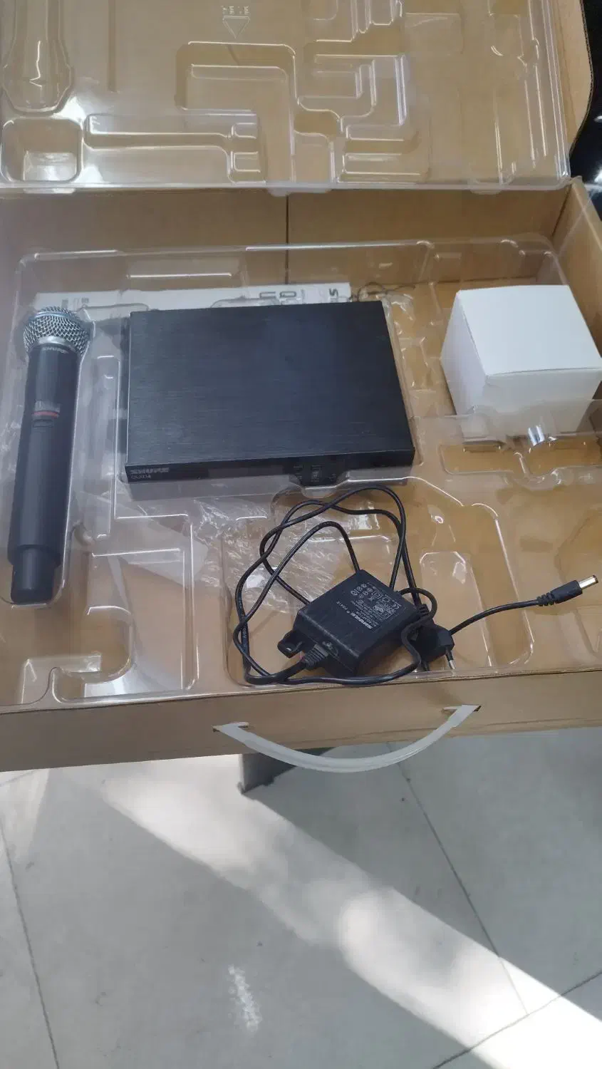 میکروفن بیسیم شور بتا ۵۸|آلات موسیقی|همدان, |دیوار