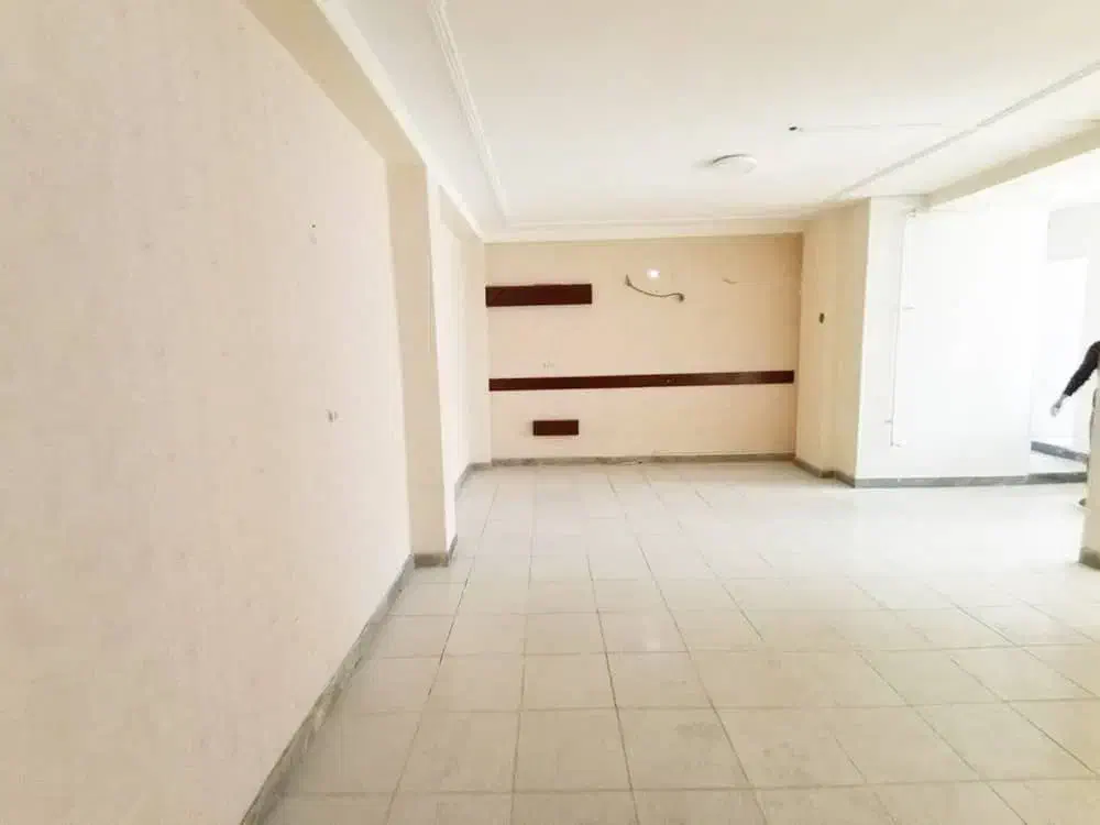 خدماتی 80 متری در بر اصلی خیابان بابل|فروش دفتر کار، اتاق اداری، مطب|قائمشهر, |دیوار