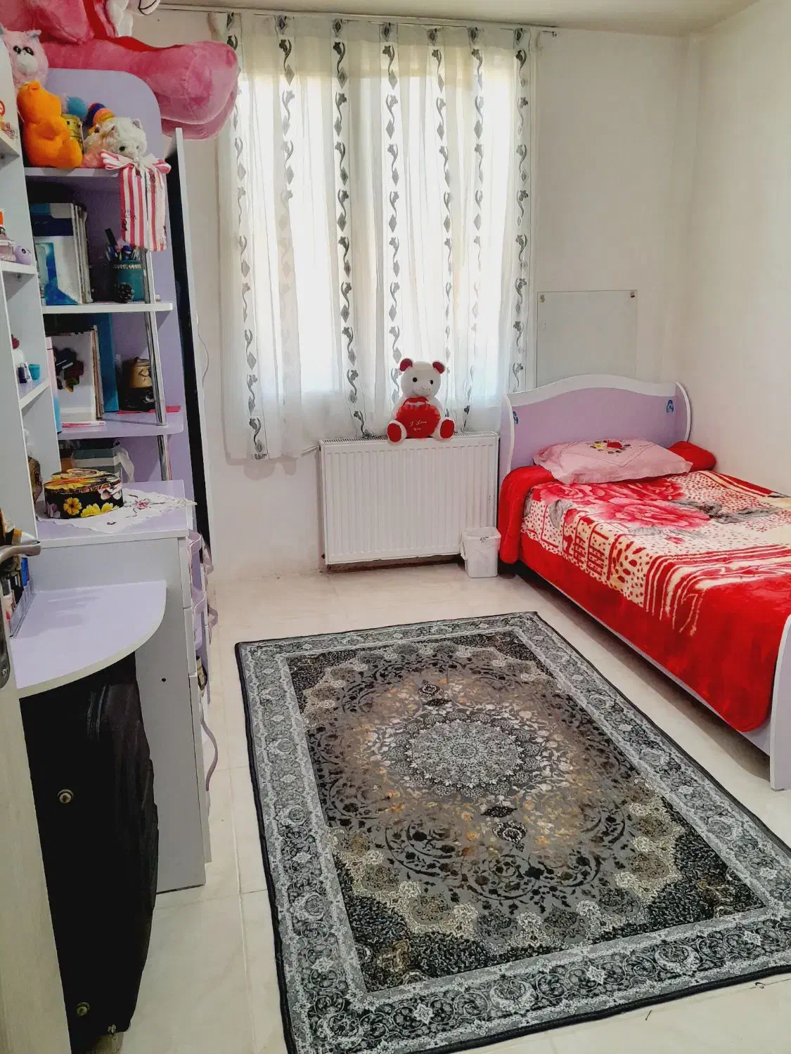 سرویس خواب|تخت و سرویس خواب|هشتگرد, فاز ۱ مهستان|دیوار