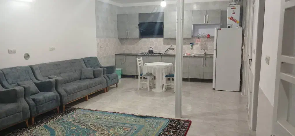 منزل مبله نوساز بسیار شیک و تمیز مخصوص خانواده|اجارهٔ کوتاه‌مدت آپارتمان و سوئیت|شیراز, نیستان|دیوار