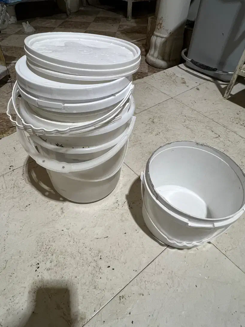 سطل|ظروف نگهدارنده، پلاستیکی، یک‌بارمصرف|مریوان, |دیوار