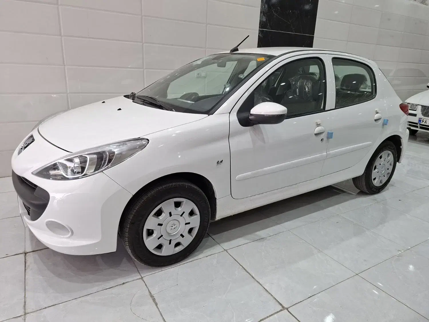 207 tu3 مدل ۱۴۰۳ درحدصفر|خودرو سواری و وانت|شیراز, دروازه قران|دیوار