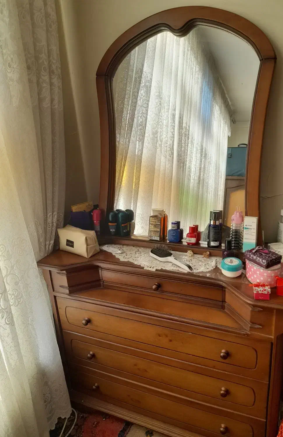 کتابخانه چوبی جادار  میز کامپیوتر  میز آرایش|کتابخانه، شلف، قفسه‌های دیواری|تبریز, |دیوار