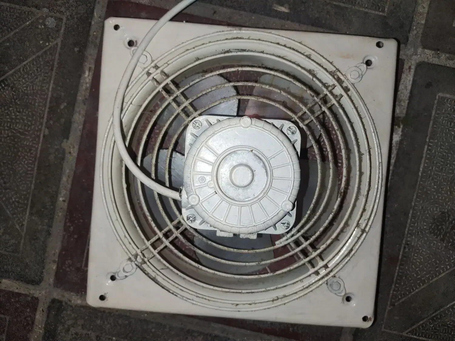 هواکش|پنکه و تصفیه‌کنندهٔ هوا|تبریز, |دیوار