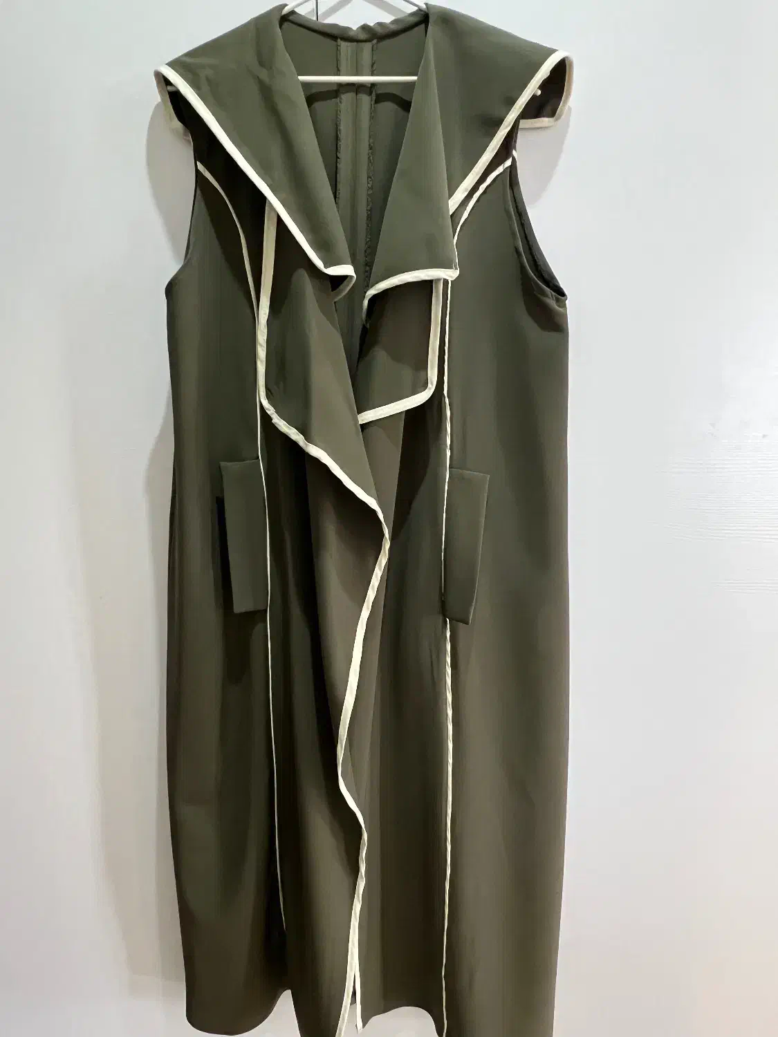 وست مانتو|لباس|چالوس, |دیوار