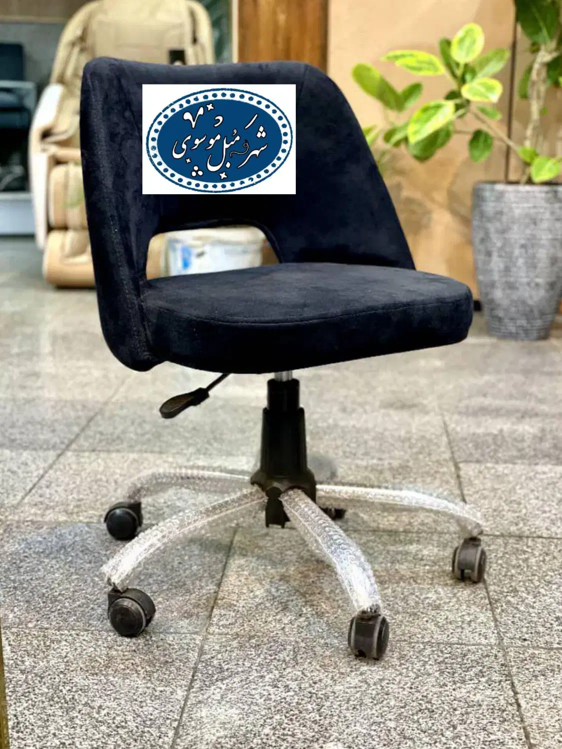 صندلی چرخ دارتحریرصندلی اپن/ قزلحصار|میز و صندلی غذاخوری|کرج, شهرک سهرابیه|دیوار